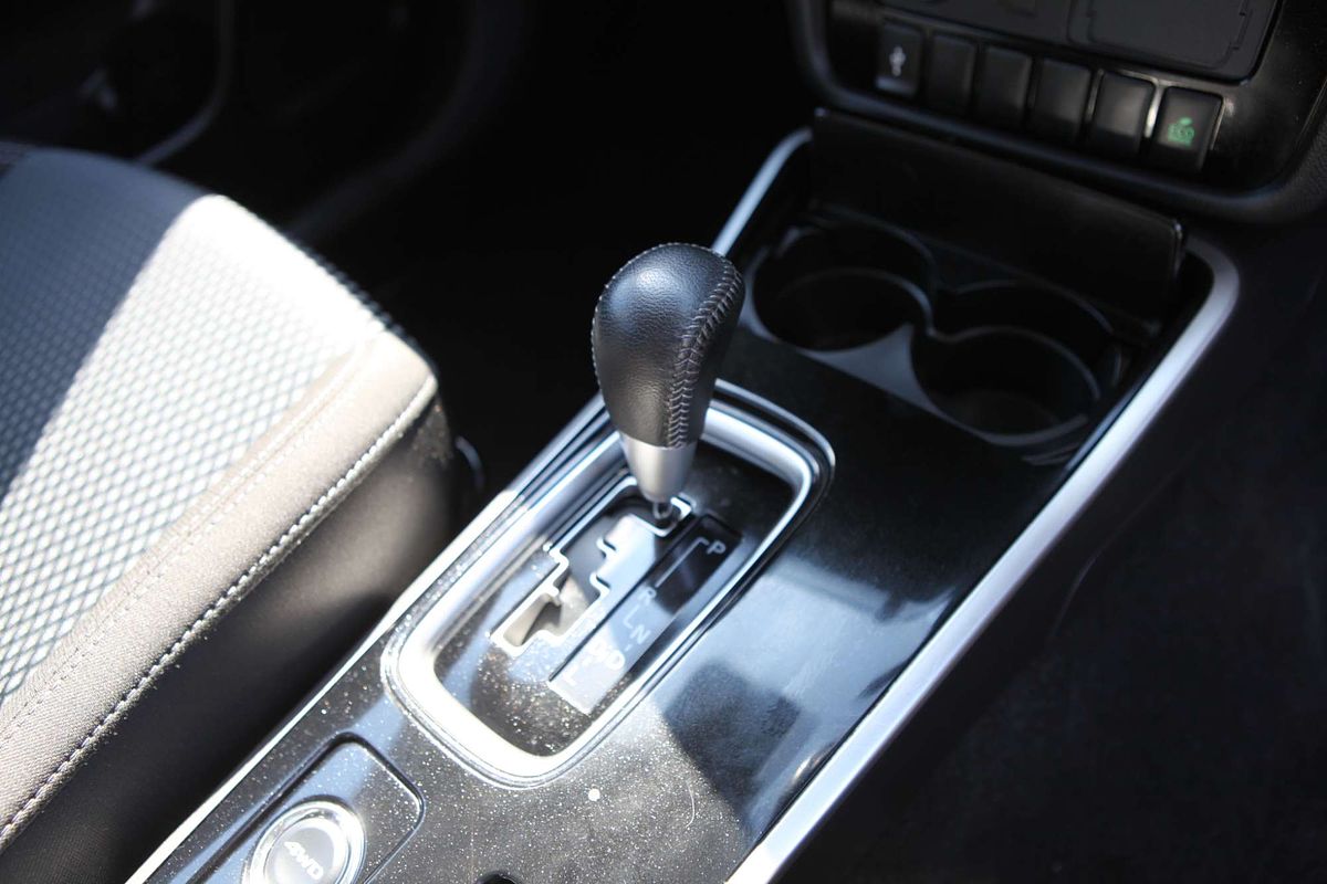 2021 Mitsubishi Outlander ES ZL