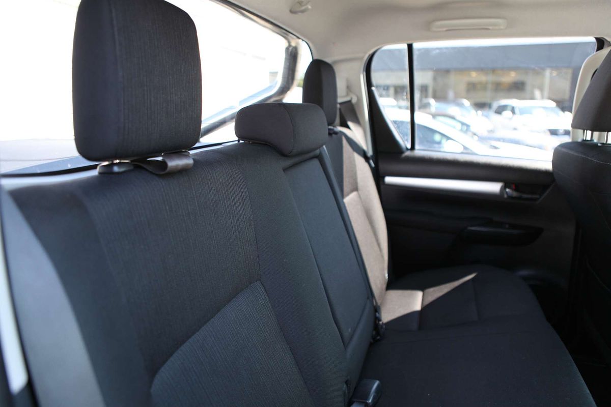 2020 Toyota Hilux SR5 GUN126R 4X4