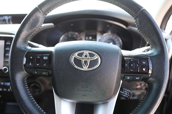 2020 Toyota Hilux SR5 GUN126R 4X4