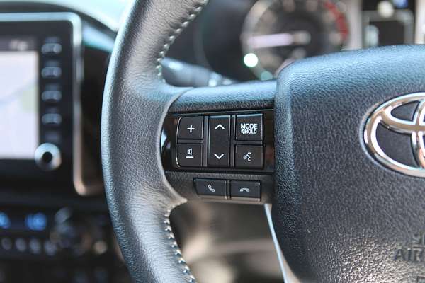 2024 Toyota Hilux SR5 48V GUN126R 4X4