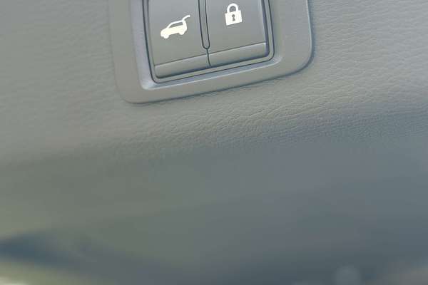 2025 Mitsubishi Outlander Exceed Tourer ZM