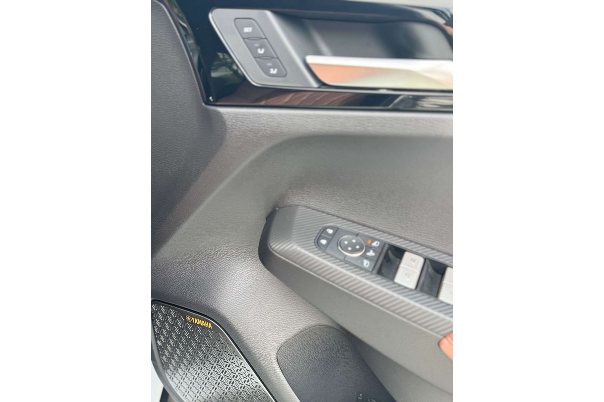 2025 Mitsubishi Outlander Exceed Tourer ZM