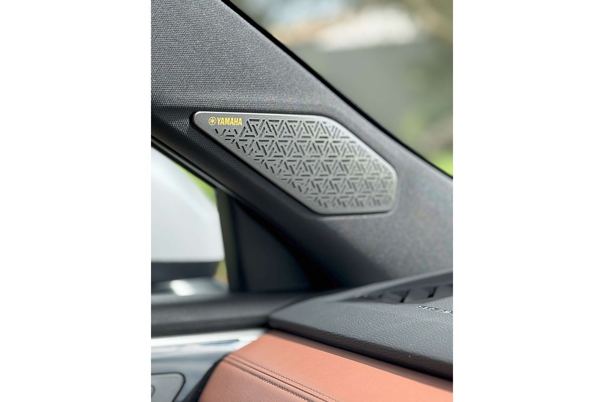 2025 Mitsubishi Outlander Exceed Tourer ZM