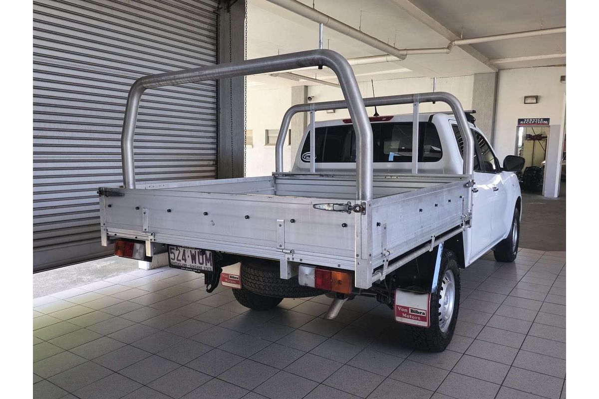 NAVARA NP300 D23 RX (4x2) 2.3L DT4 DIESEL TURBO F/INJ 7 SP AUTOMATIC DOUBLE CAB UTILITY 