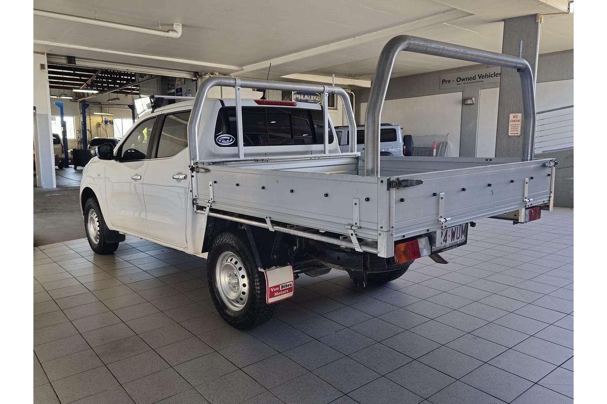 NAVARA NP300 D23 RX (4x2) 2.3L DT4 DIESEL TURBO F/INJ 7 SP AUTOMATIC DOUBLE CAB UTILITY 