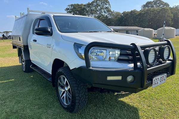 2018 Toyota Hilux SR GUN126R 4X4