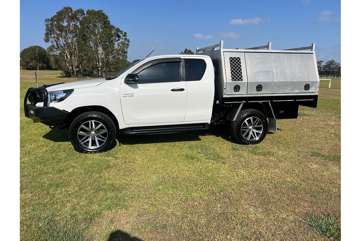 2018 Toyota Hilux SR GUN126R 4X4