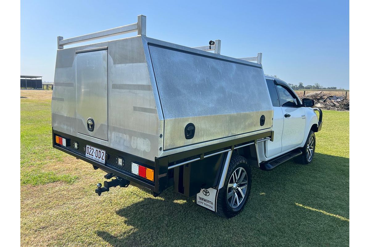2018 Toyota Hilux SR GUN126R 4X4