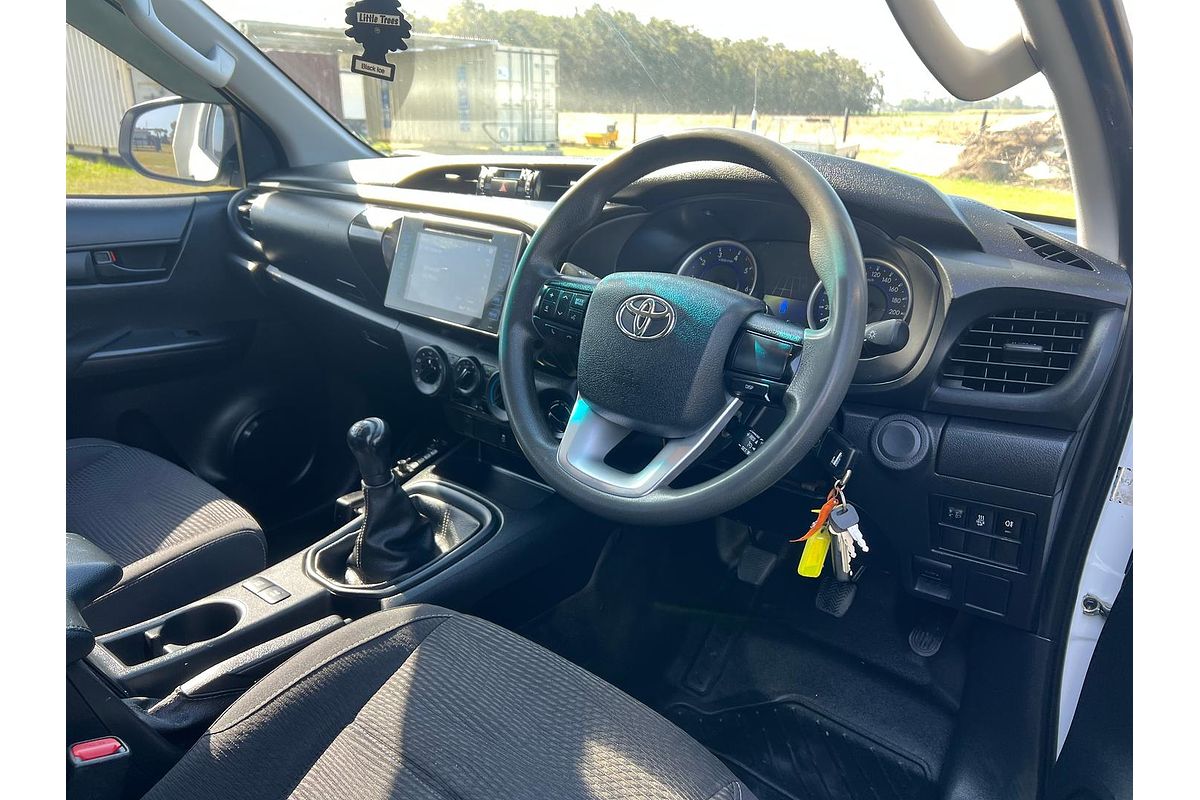 2018 Toyota Hilux SR GUN126R 4X4