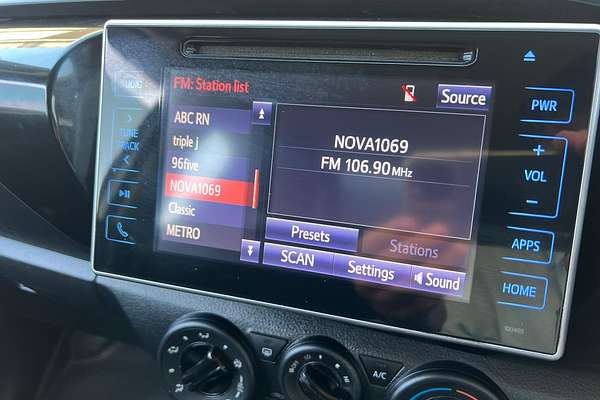 2018 Toyota Hilux SR GUN126R 4X4
