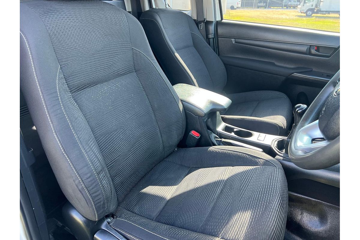 2018 Toyota Hilux SR GUN126R 4X4