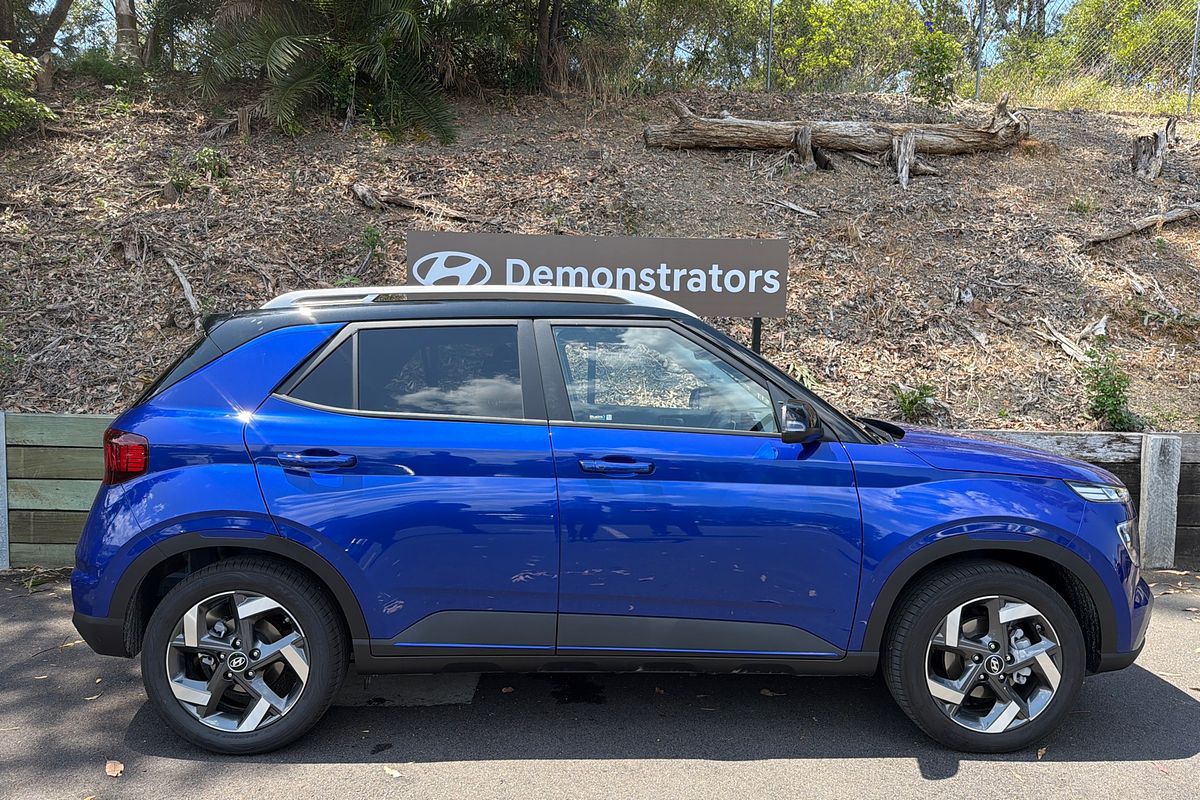 2025 Hyundai Venue Elite QX.V5