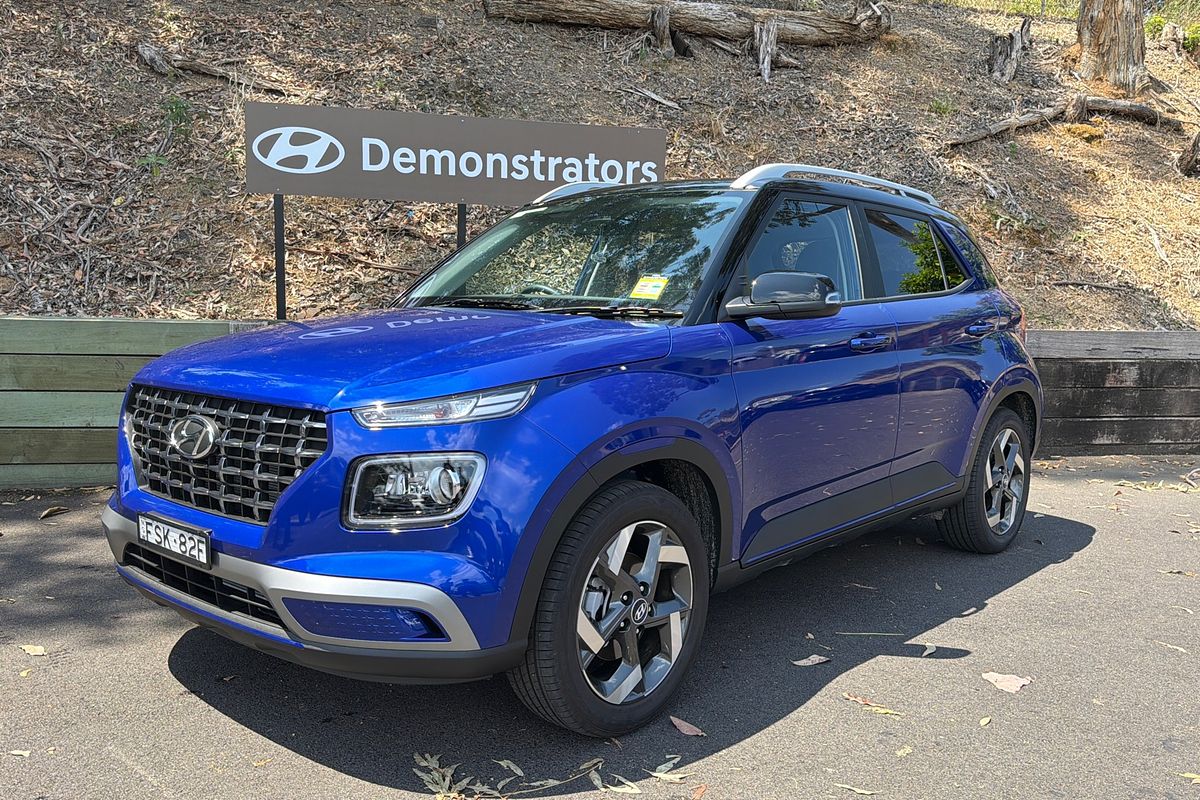2025 Hyundai Venue Elite QX.V5