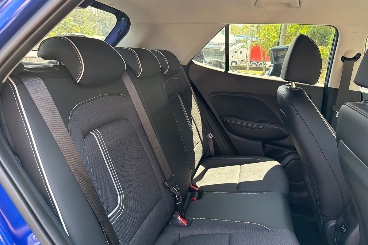 2025 Hyundai Venue Elite QX.V5