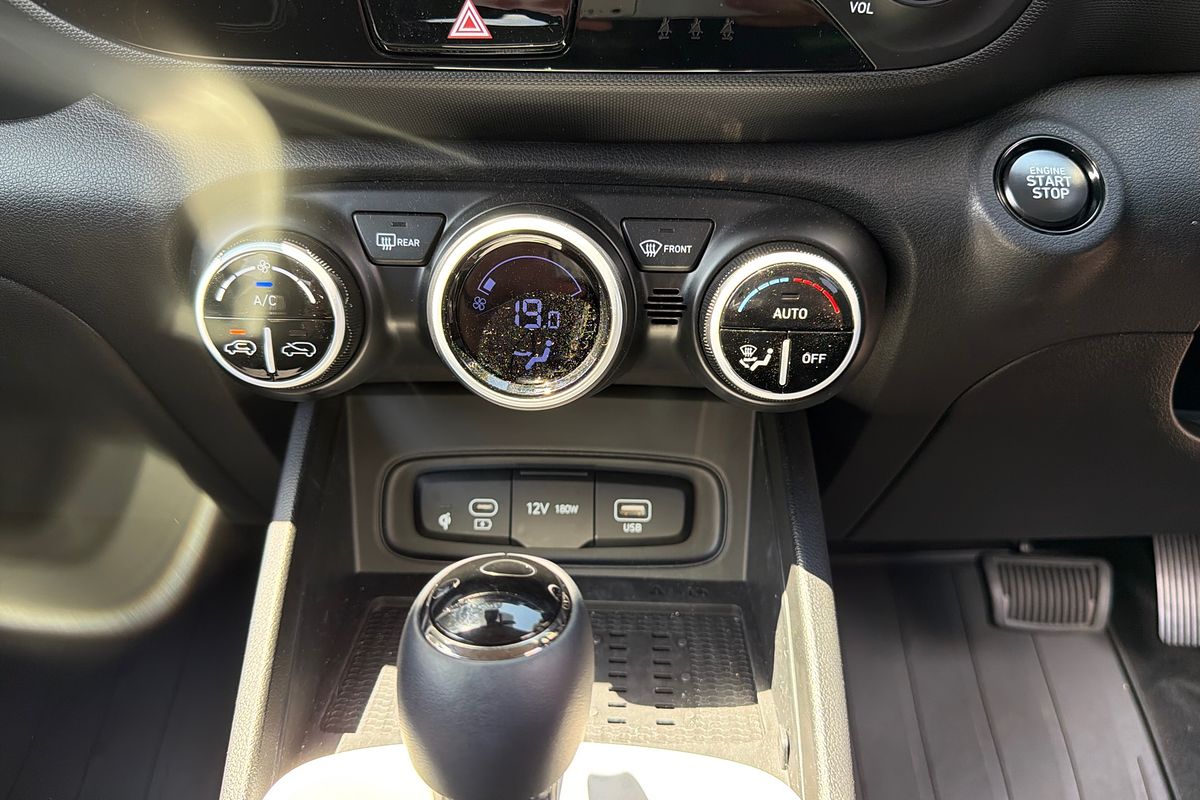 2025 Hyundai Venue Elite QX.V5