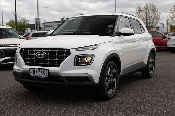 2025 Hyundai Venue Elite QX.V5