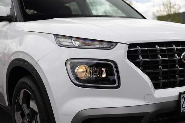 2025 Hyundai Venue Elite QX.V5
