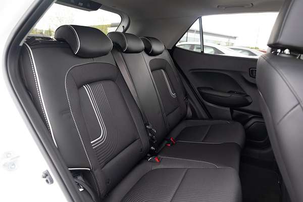 2025 Hyundai Venue Elite QX.V5