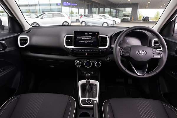 2025 Hyundai Venue Elite QX.V5