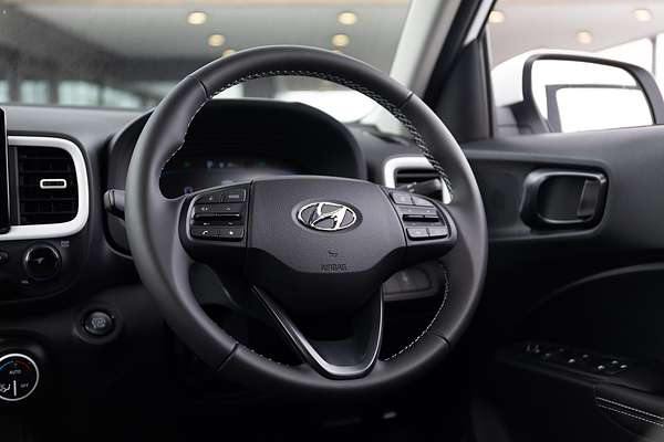 2025 Hyundai Venue Elite QX.V5