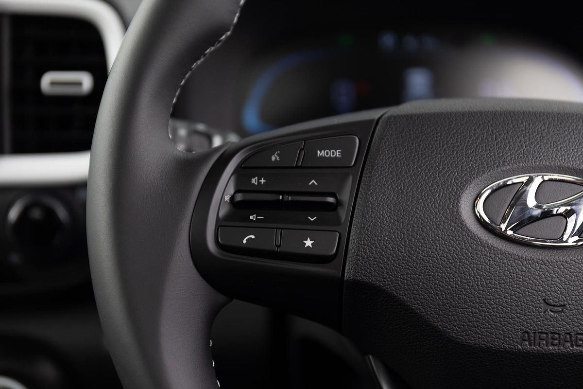 2025 Hyundai Venue Elite QX.V5