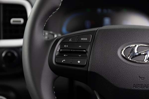 2025 Hyundai Venue Elite QX.V5