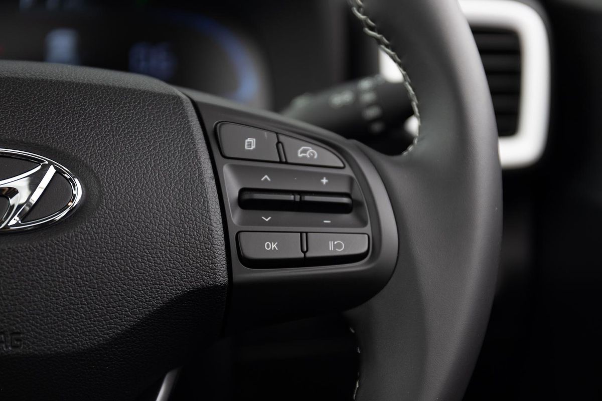 2025 Hyundai Venue Elite QX.V5