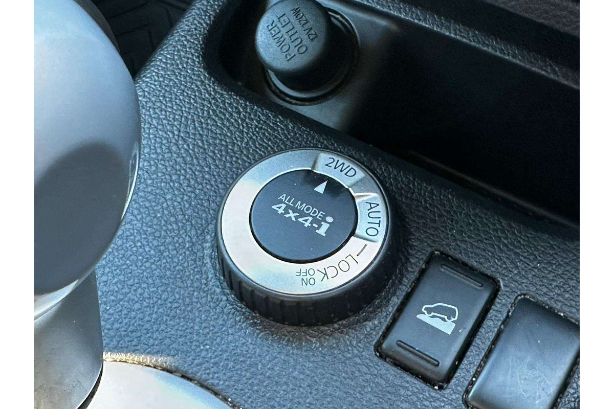 2013 Nissan X-TRAIL ST T31