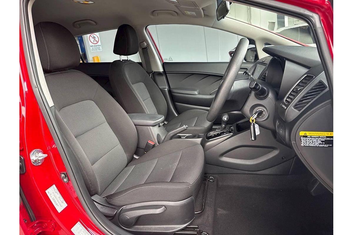 2017 Kia Cerato S YD