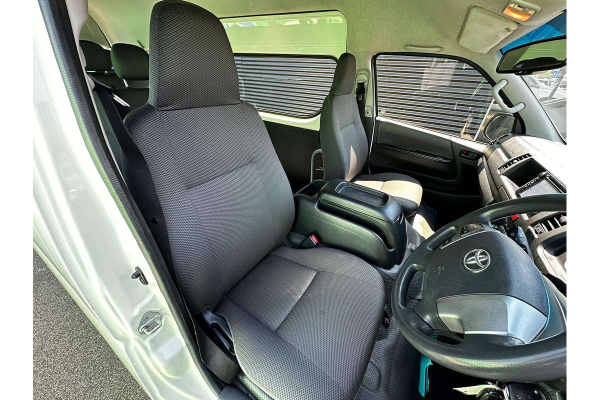 2018 Toyota Hiace Commuter KDH223R ELWB High Roof