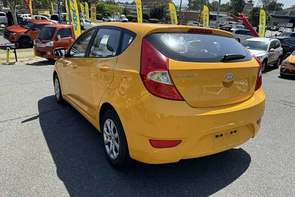 2013 Hyundai Accent Active RB