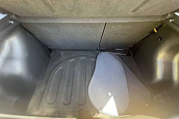 2013 Hyundai Accent Active RB