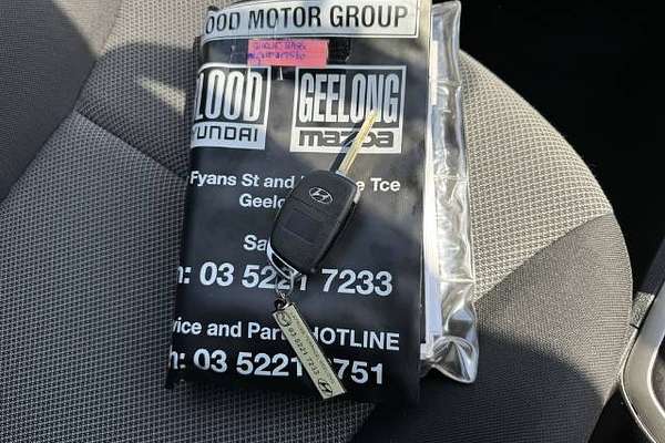 2013 Hyundai Accent Active RB