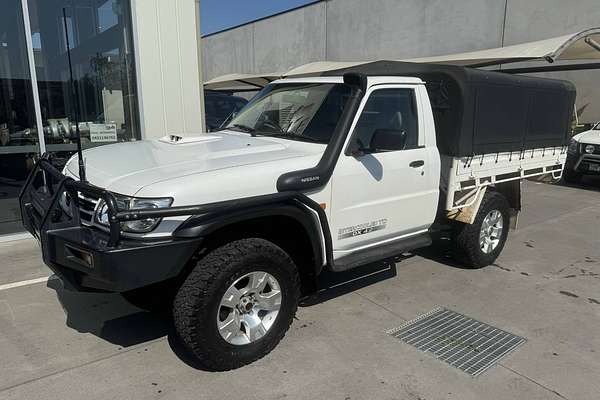 2005 Nissan Patrol DX SINGLE CAB GU II