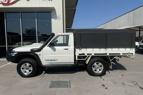 2005 Nissan Patrol DX SINGLE CAB GU II