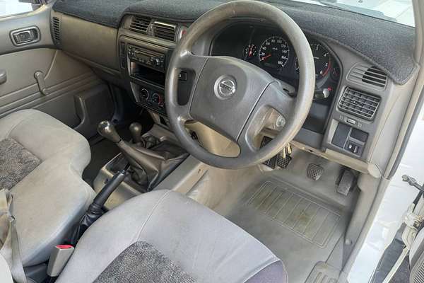 2005 Nissan Patrol DX SINGLE CAB GU II