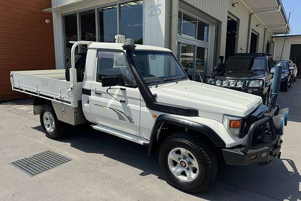2002 Toyota Landcruiser RV HDJ79R 4X4
