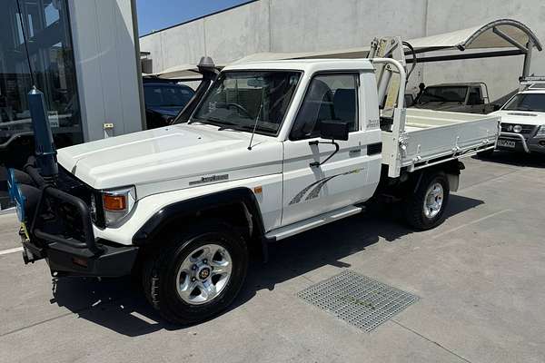 2002 Toyota Landcruiser RV HDJ79R 4X4