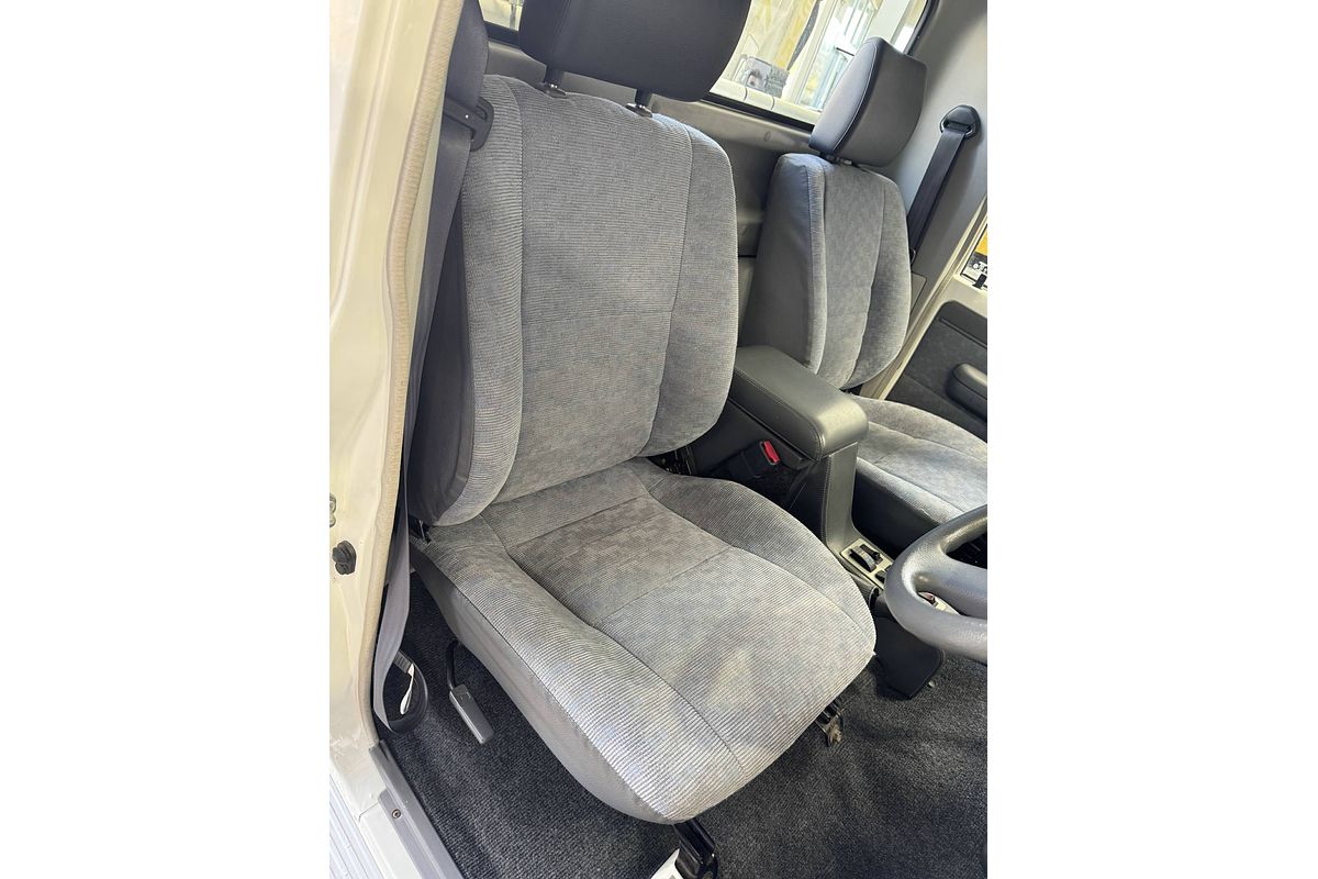 2002 Toyota Landcruiser RV HDJ79R 4X4