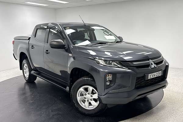 2023 Mitsubishi Triton GLX+ MR 4X4