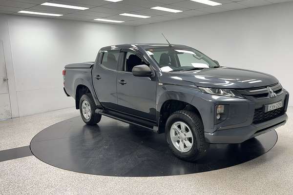 2023 Mitsubishi Triton GLX+ MR 4X4