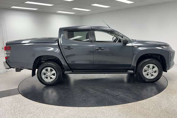 2023 Mitsubishi Triton GLX+ MR 4X4