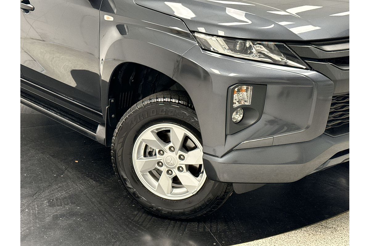 2023 Mitsubishi Triton GLX+ MR 4X4