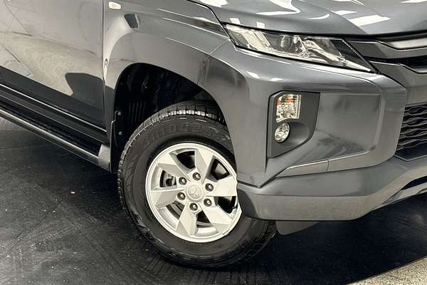 2023 Mitsubishi Triton GLX+ MR 4X4