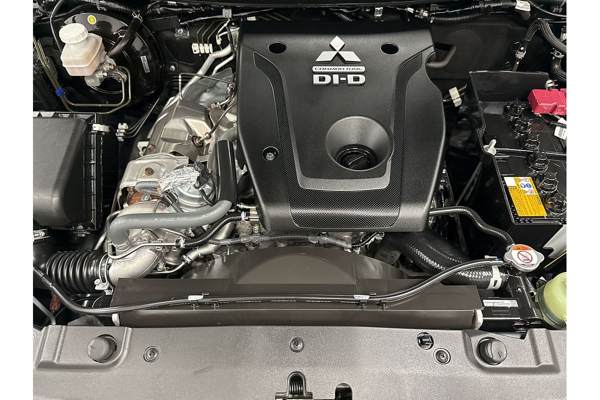 2023 Mitsubishi Triton GLX+ MR 4X4