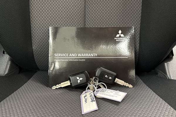 2023 Mitsubishi Triton GLX+ MR 4X4