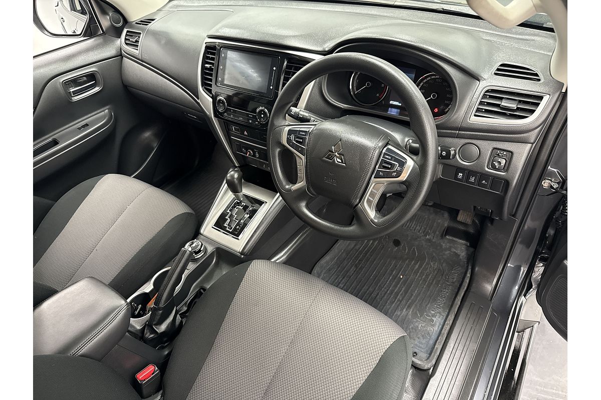 2023 Mitsubishi Triton GLX+ MR 4X4