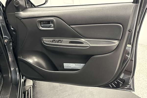 2023 Mitsubishi Triton GLX+ MR 4X4