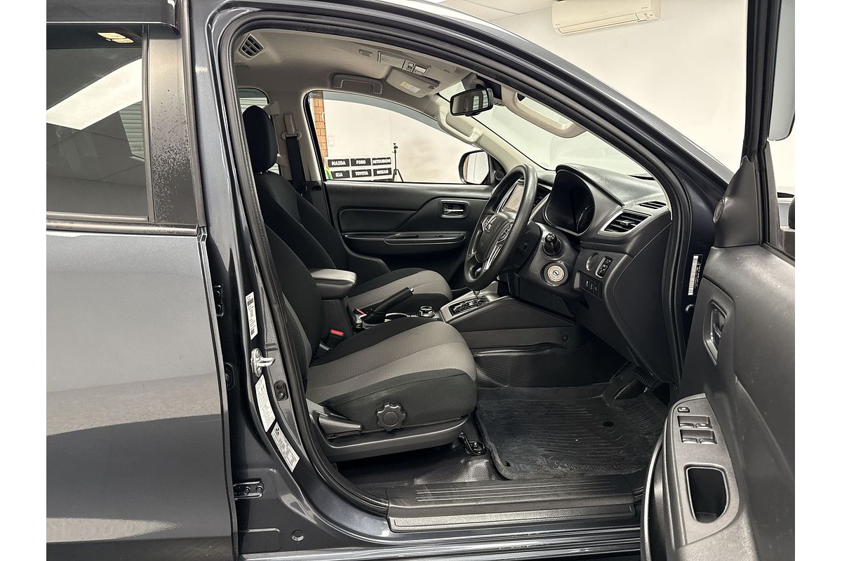 2023 Mitsubishi Triton GLX+ MR 4X4