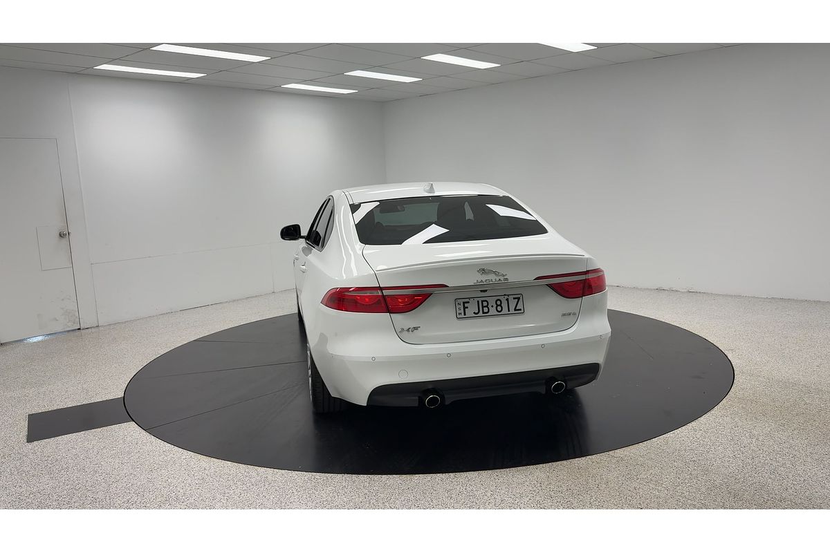 2017 Jaguar XF 25t R-Sport X260